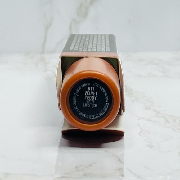 MAC Cosmetics Lipstick in ‘Velvet Teddy’ - Picture 3 of 6